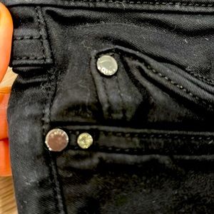 looks like new jeans